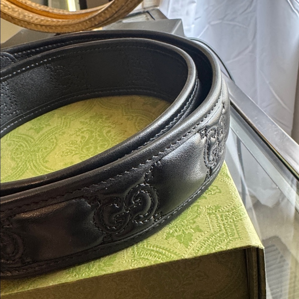 GG Marmont Calfskin Matelasse Marmont 40mm Belt- 80 32 Black - Picture 6 of 6
